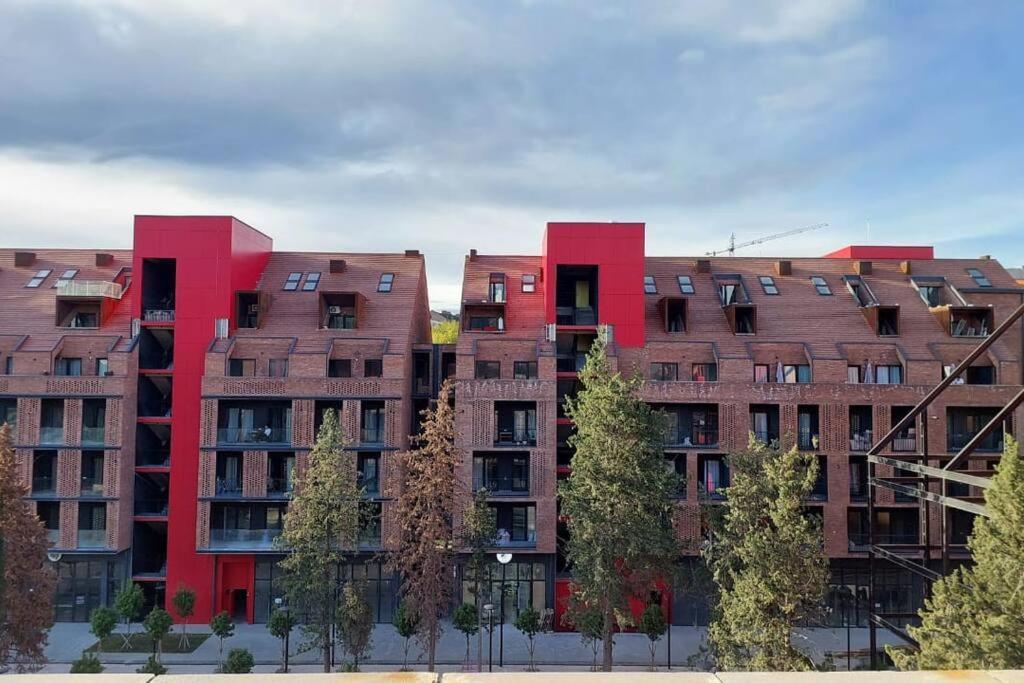 Как я нашел капот для Mercedes C-Class по самой выгодной цене